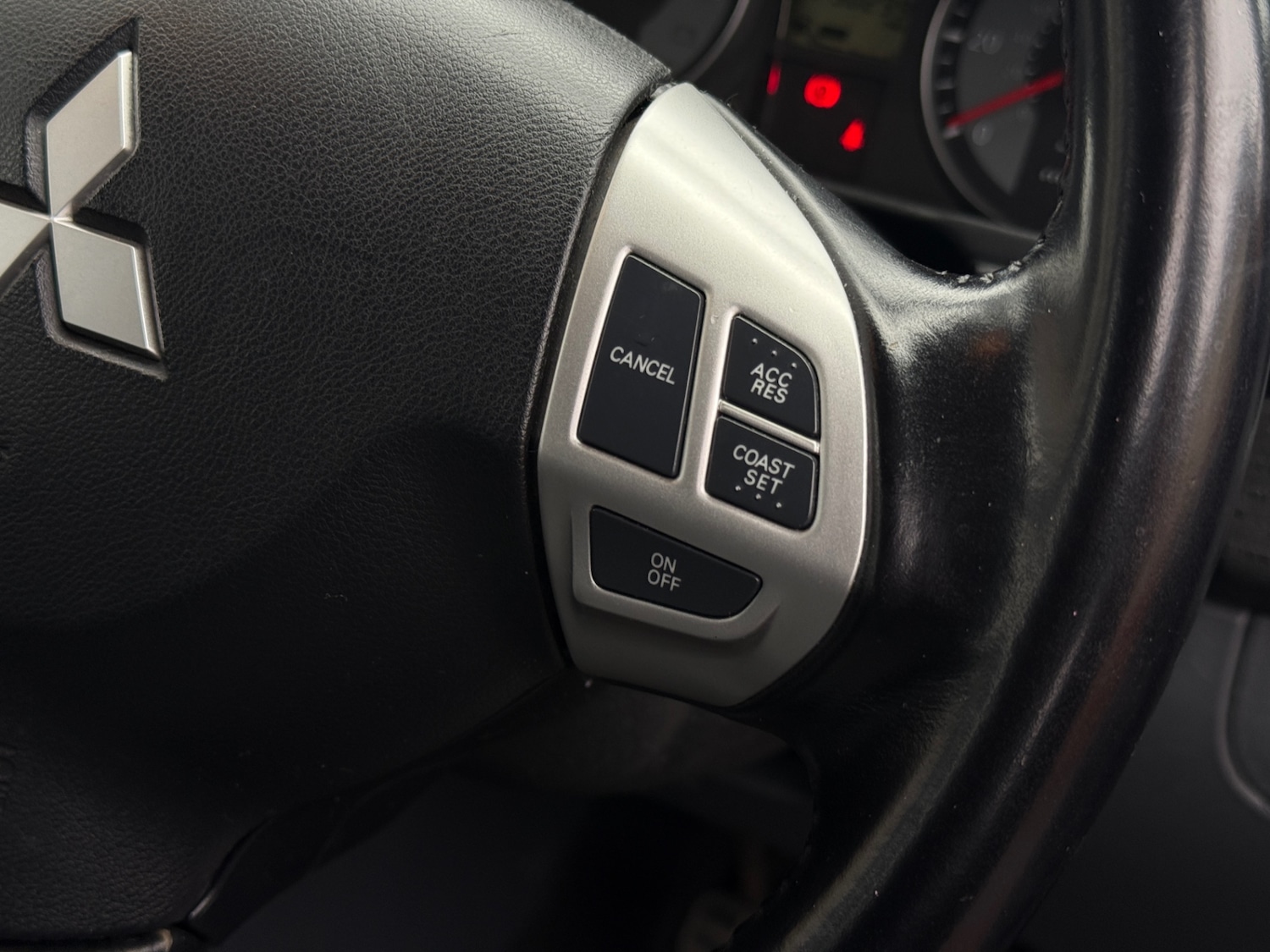 Used Mitsubishi Colt 2009 for sale - 77318693: Photo 7