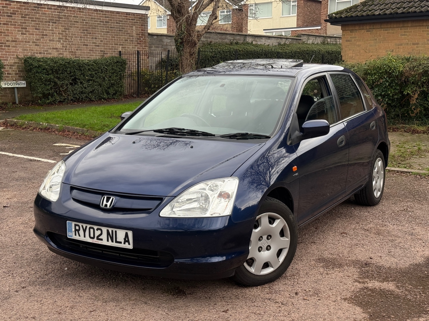 Used Honda Civic 2002 for sale - 76608595: Photo 1