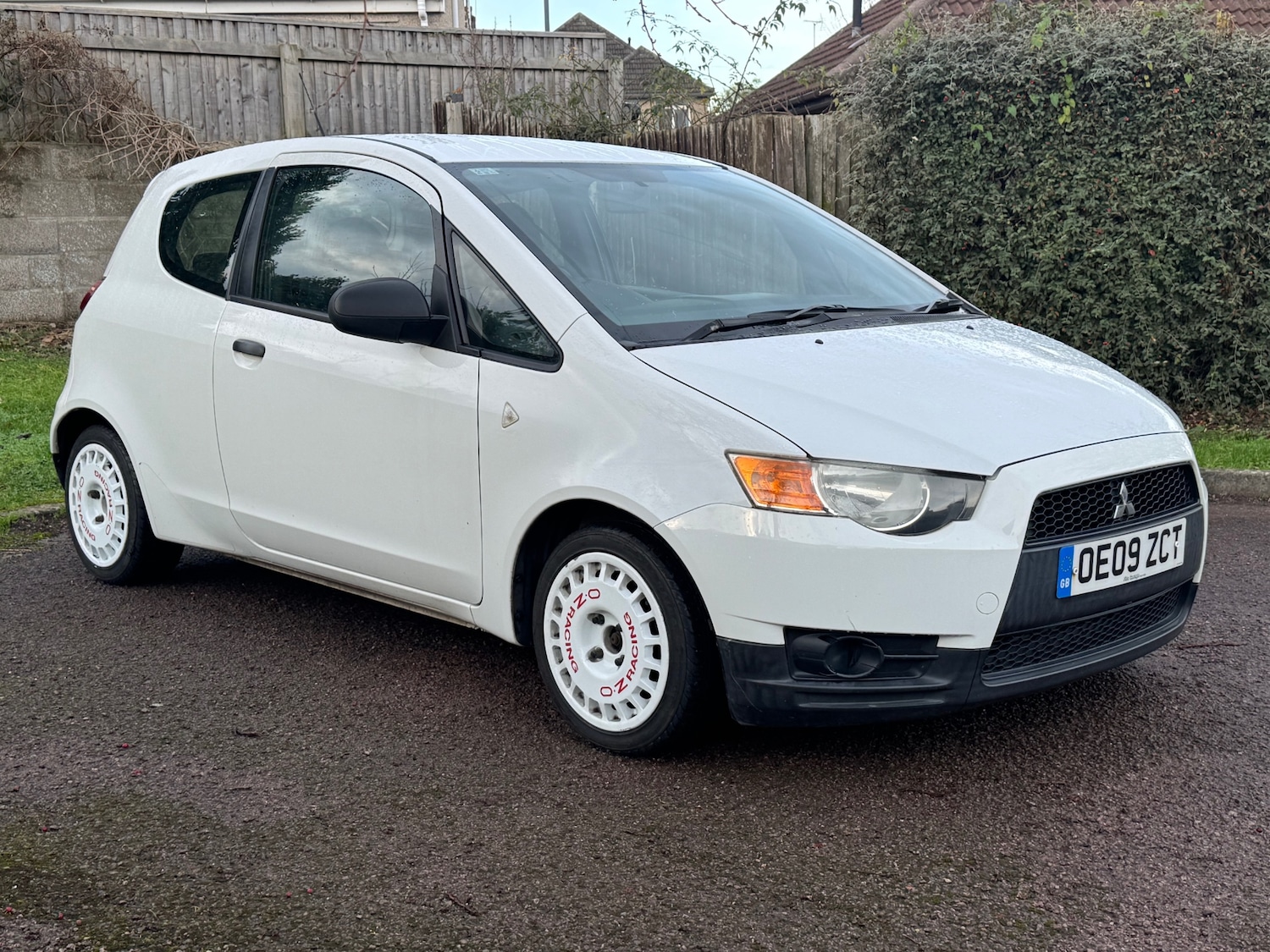 Used Mitsubishi Colt 2009 for sale - 77041023: Photo 4
