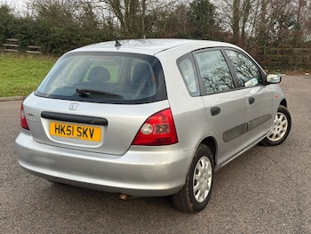 Used Honda Civic 2002 for sale - 76941672: Photo