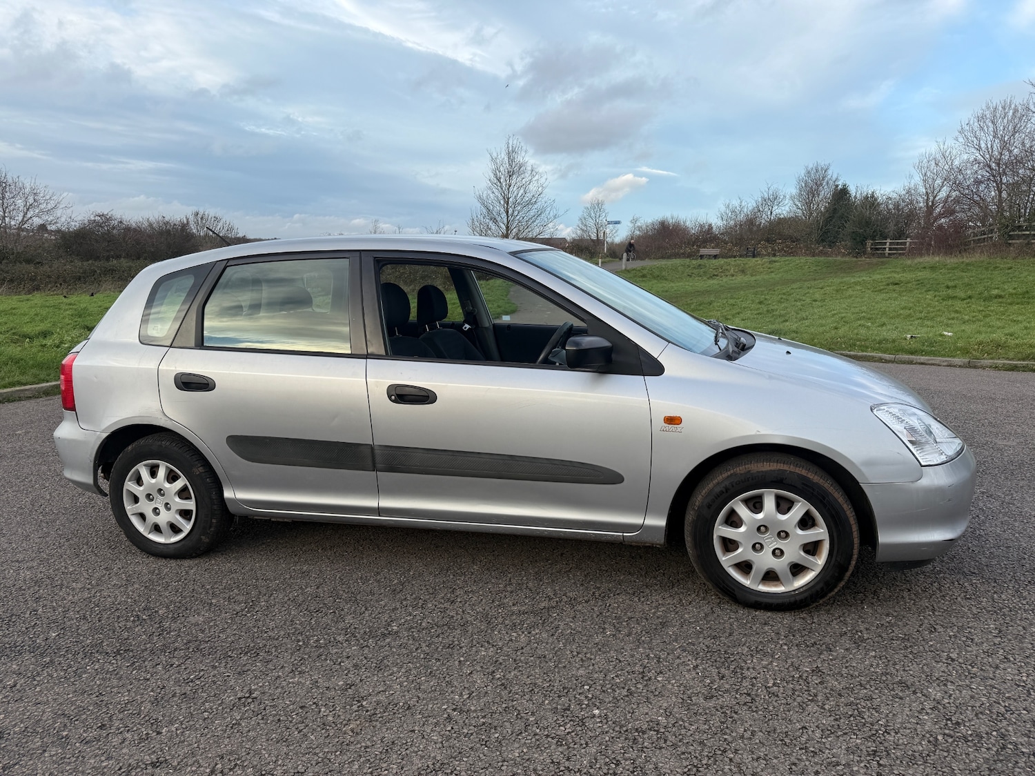 Used Honda Civic 2002 for sale - 76941672: Photo 9