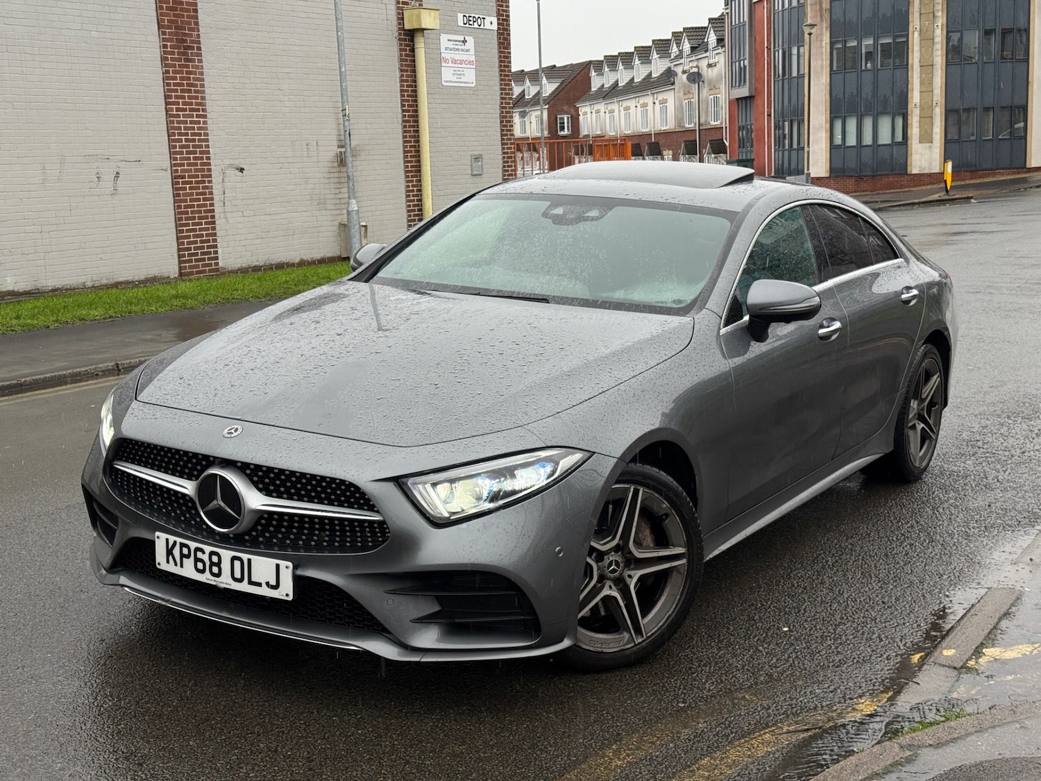 Used Mercedes-Benz CLS 2018 for sale - 77208781: Photo 2