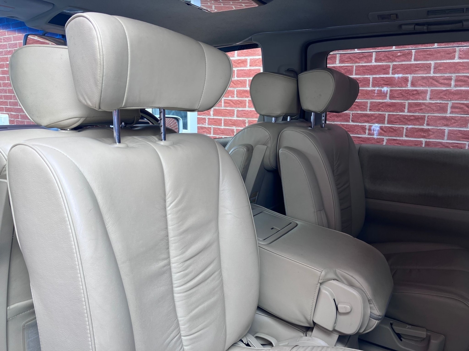 Used Nissan Elgrand 2005 for sale - 77880824: Photo 15