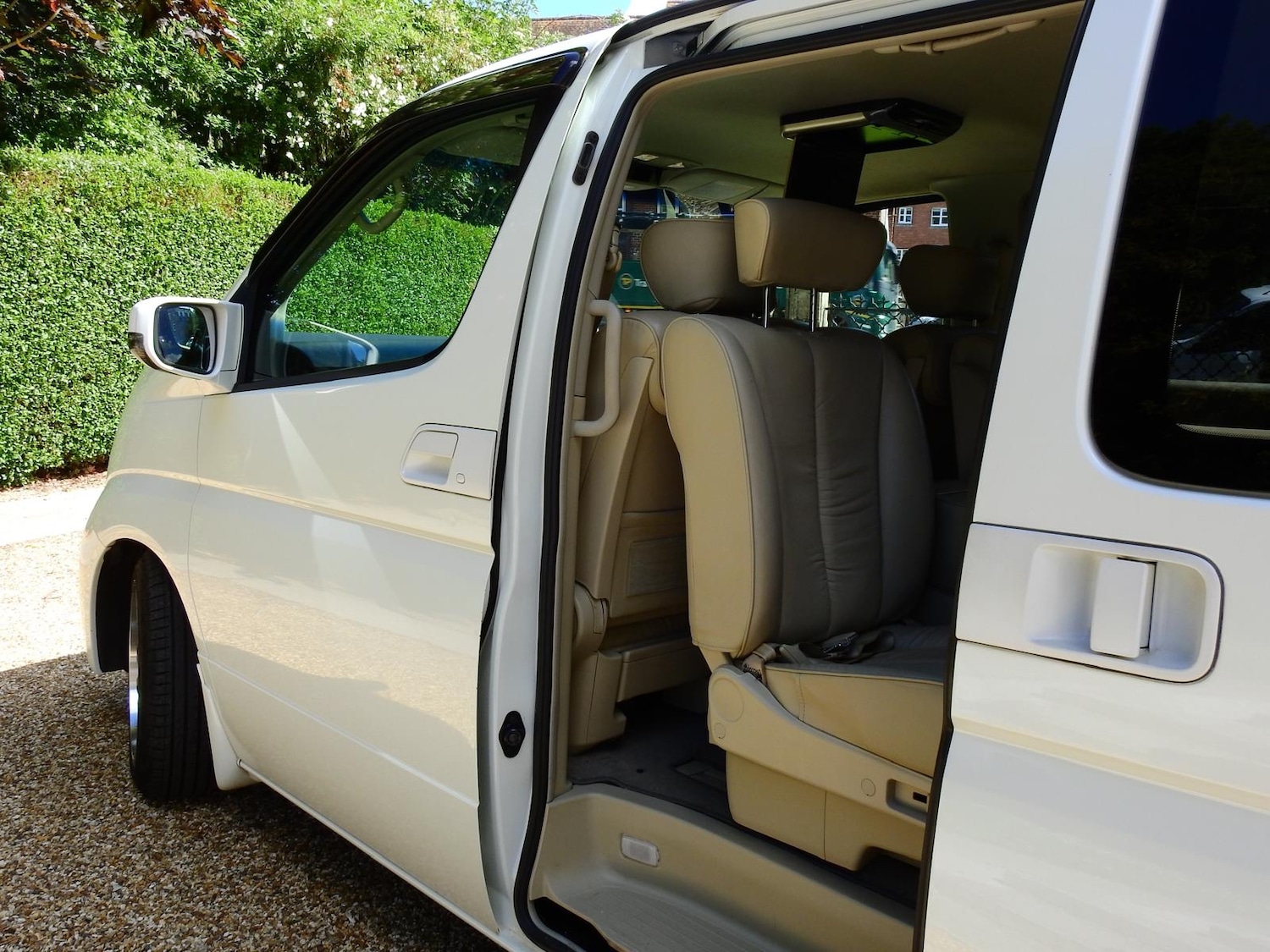 Used Nissan Elgrand 2005 for sale - 77880824: Photo 7