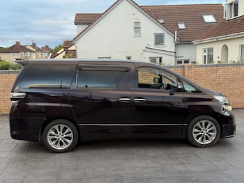 Used Toyota Vellfire 2011 for sale - 79333667: Photo
