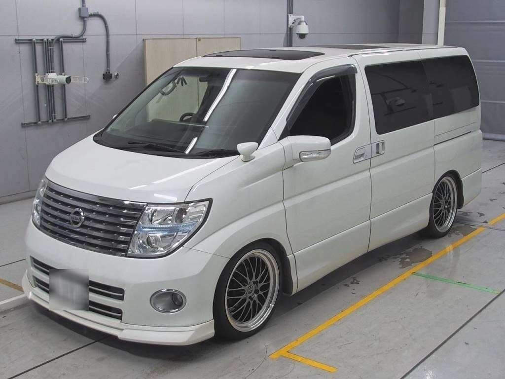 Used Nissan Elgrand 2007 for sale - 76858977: Photo 13