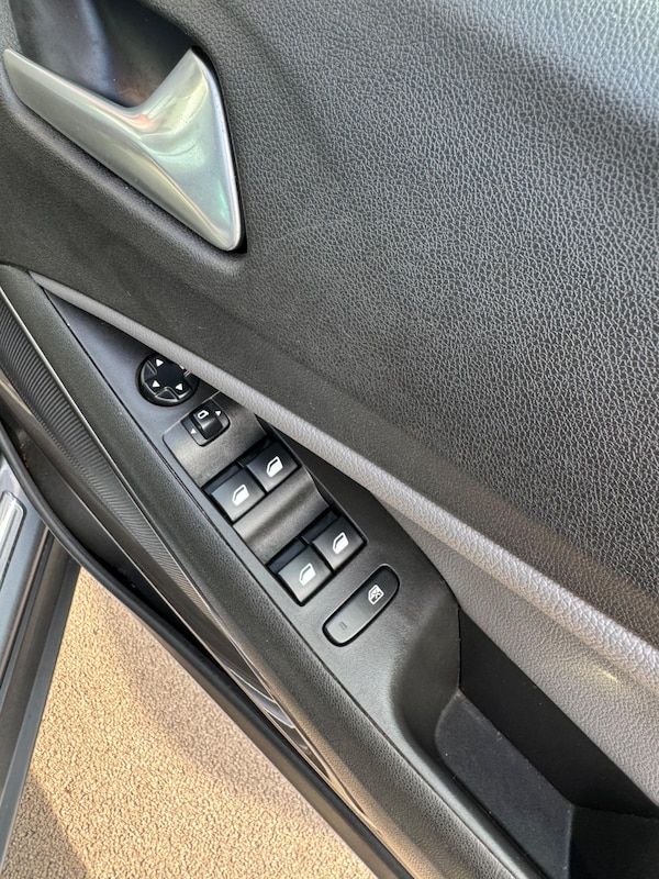 Used Vauxhall Crossland X 2018 for sale - 74477433: Photo 15