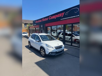 Used Peugeot 2008 2015 for sale - 79188996: Photo