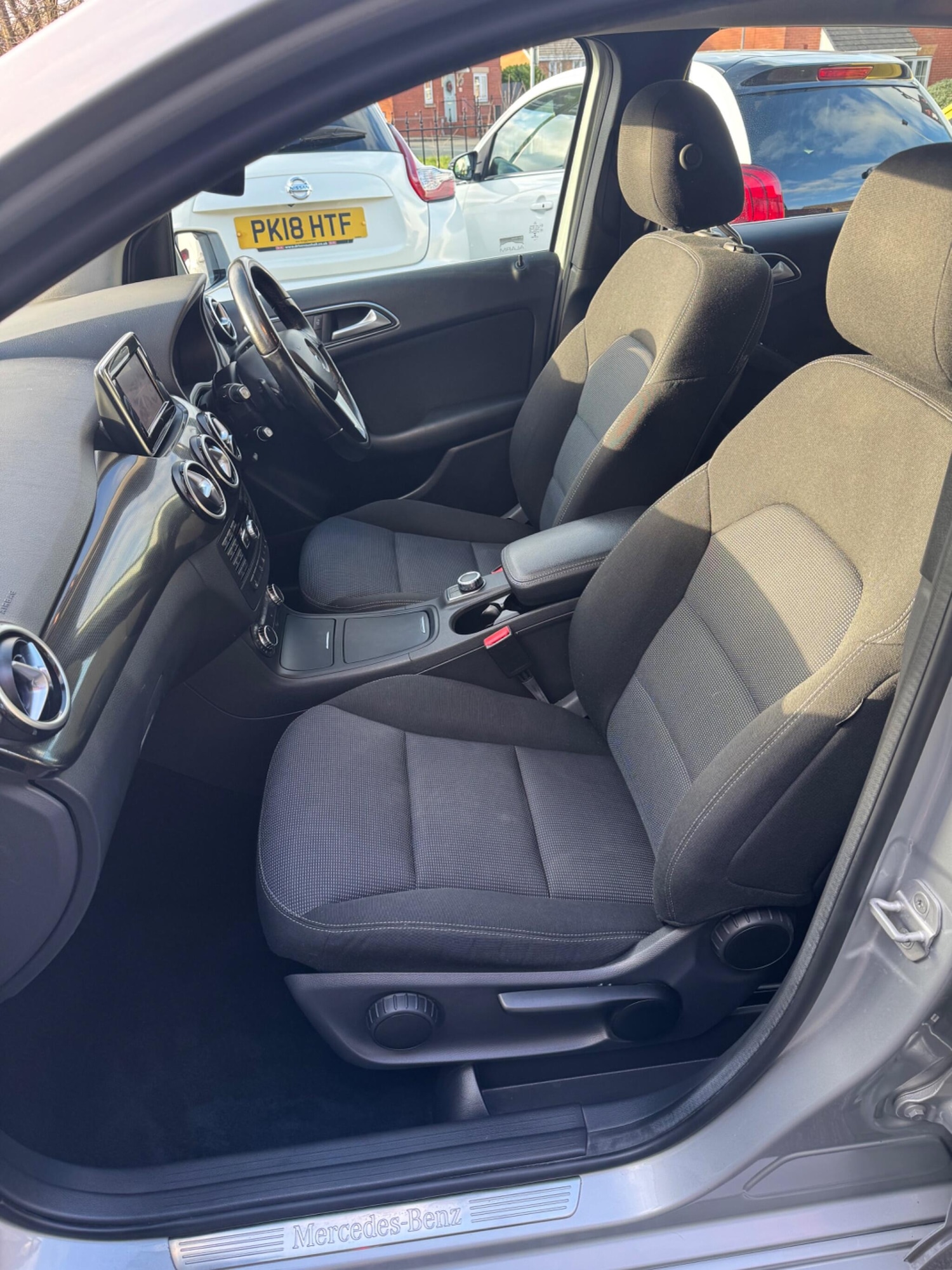 Used Mercedes-Benz B Class 2014 for sale - 77050087: Photo 10