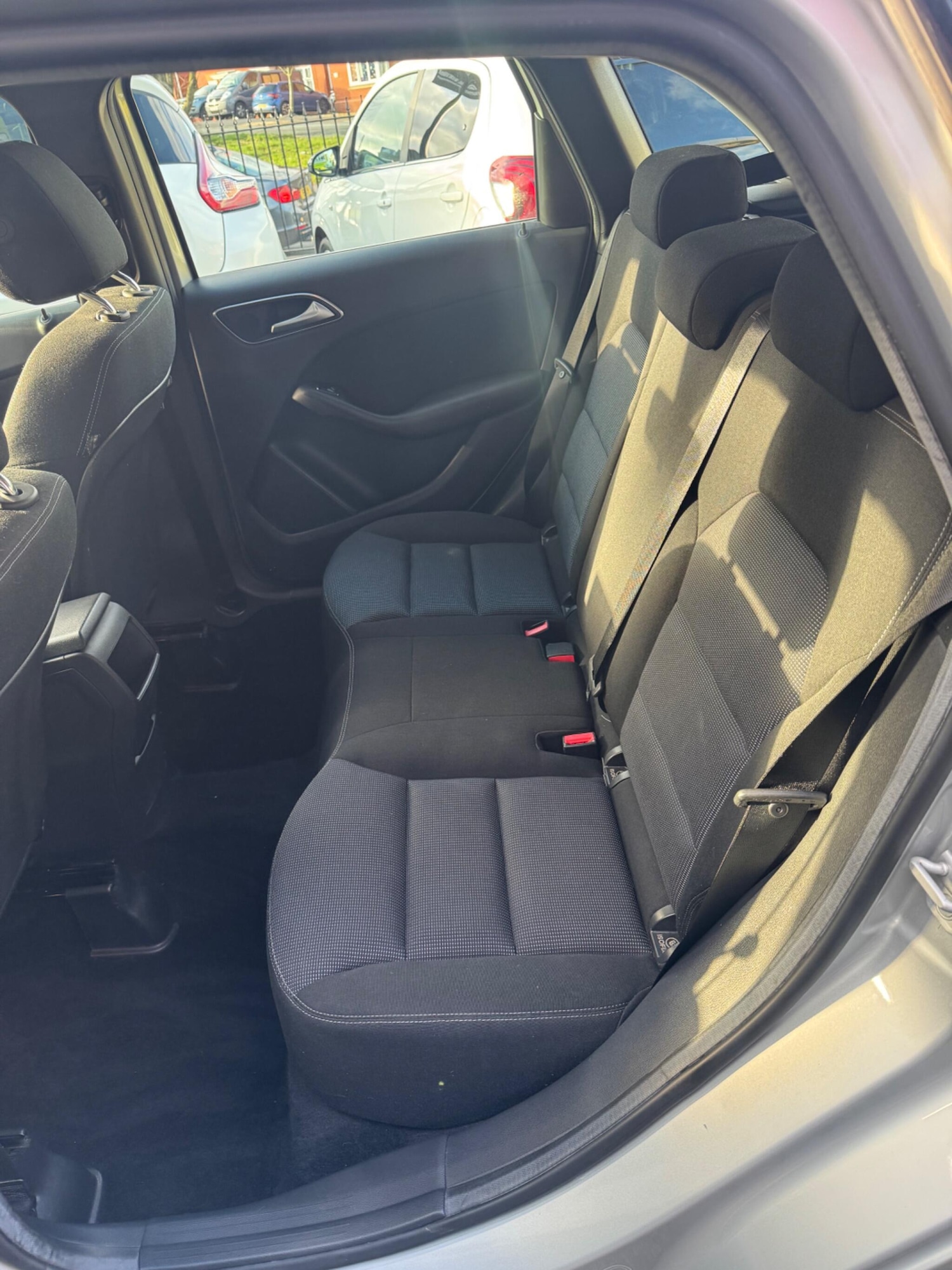 Used Mercedes-Benz B Class 2014 for sale - 77050087: Photo 11