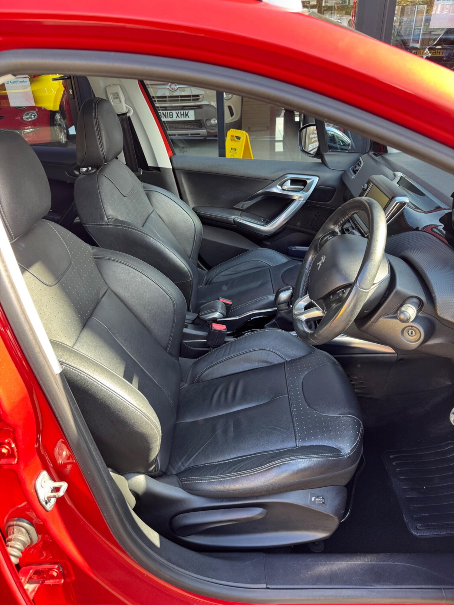 Used Peugeot 2008 2014 for sale - 76099094: Photo 8