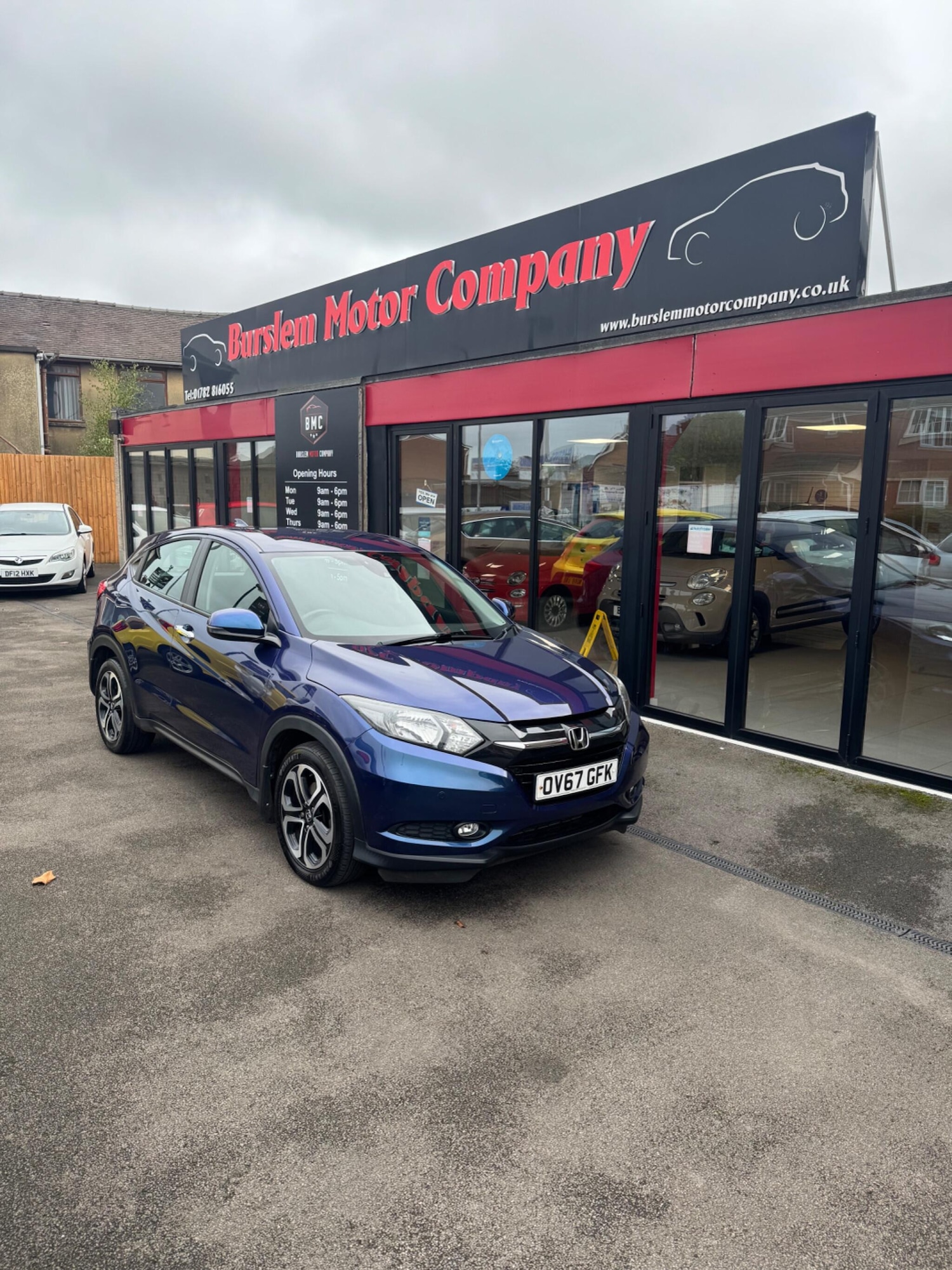 Used Honda HR-V 2017 for sale - 76528021: Photo 1