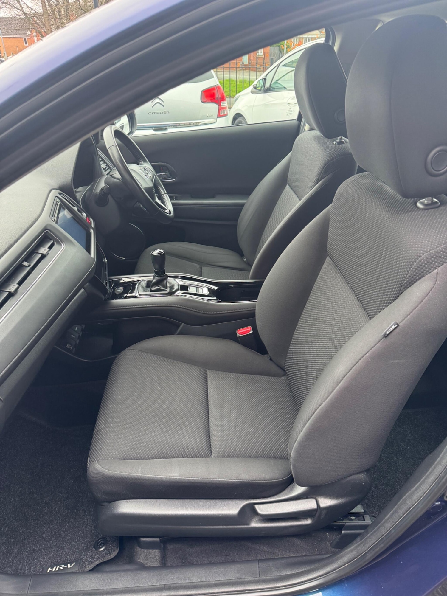 Used Honda HR-V 2017 for sale - 76528021: Photo 10