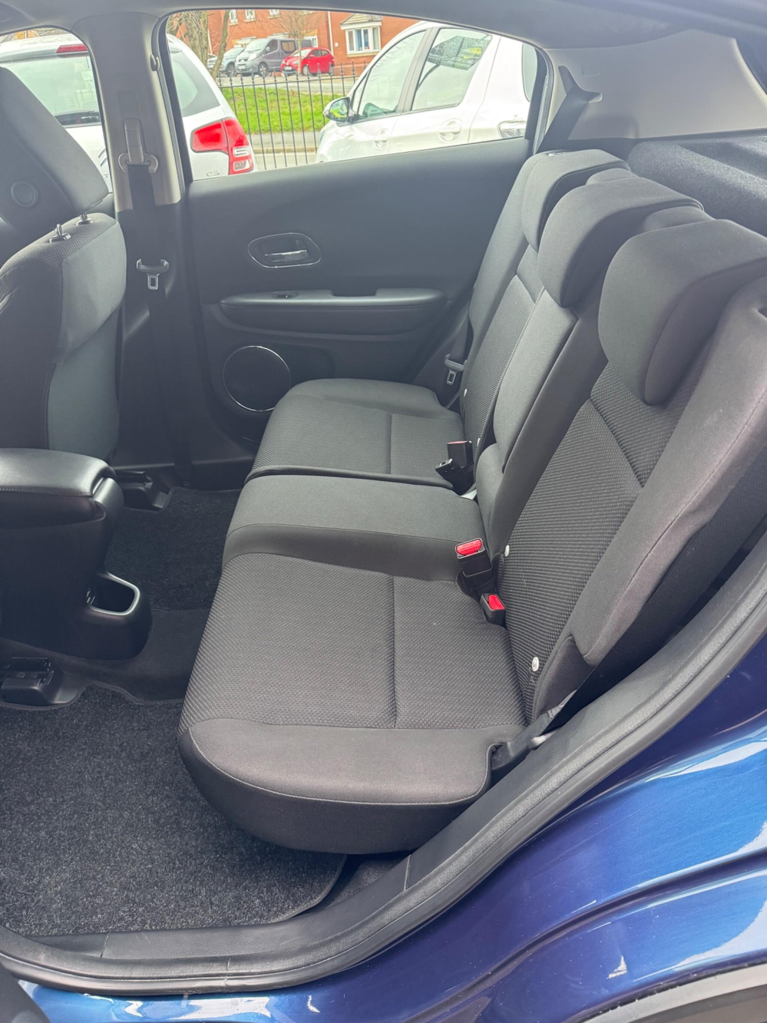 Used Honda HR-V 2017 for sale - 76528021: Photo 11