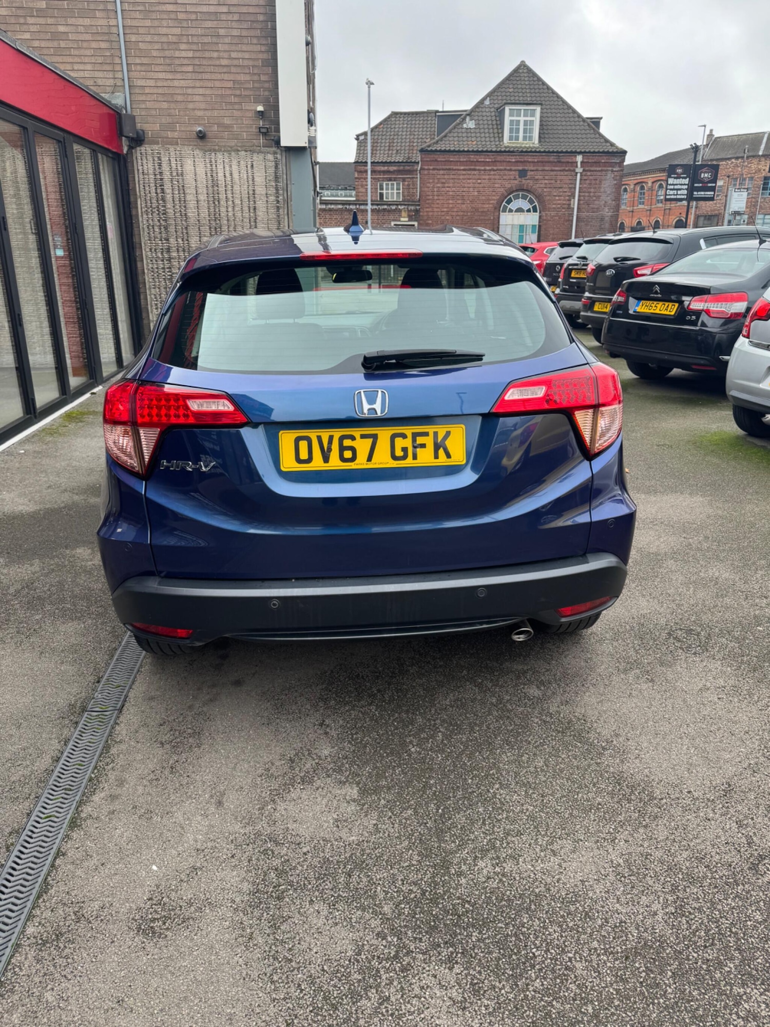 Used Honda HR-V 2017 for sale - 76528021: Photo 4