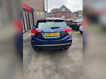 Used Honda HR-V 2017 for sale - 76528021: Photo