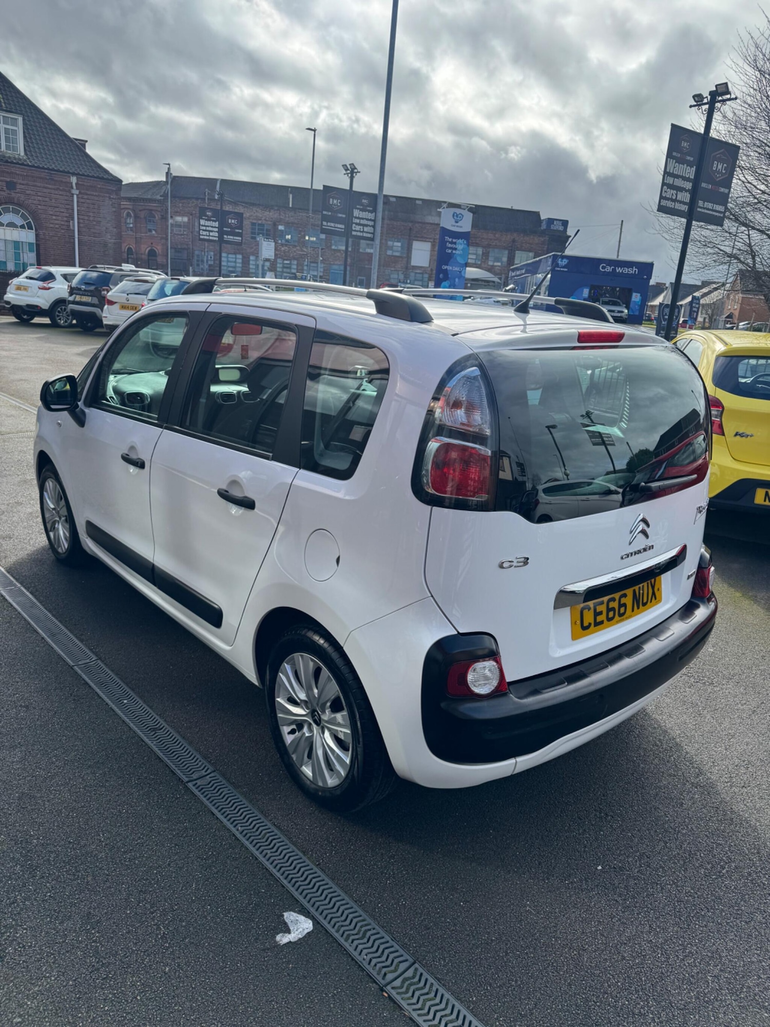 Used Citroen C3 Picasso 2016 for sale - 77709968: Photo 5