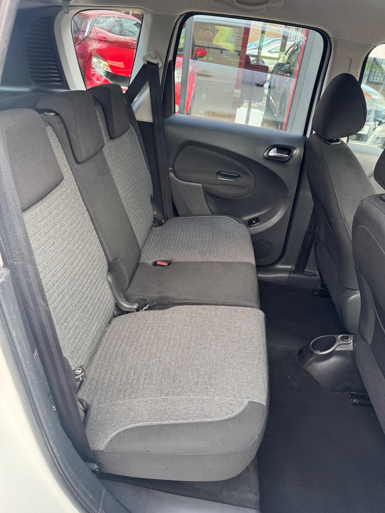 Used Citroen C3 Picasso 2016 for sale - 77709968: Photo 9