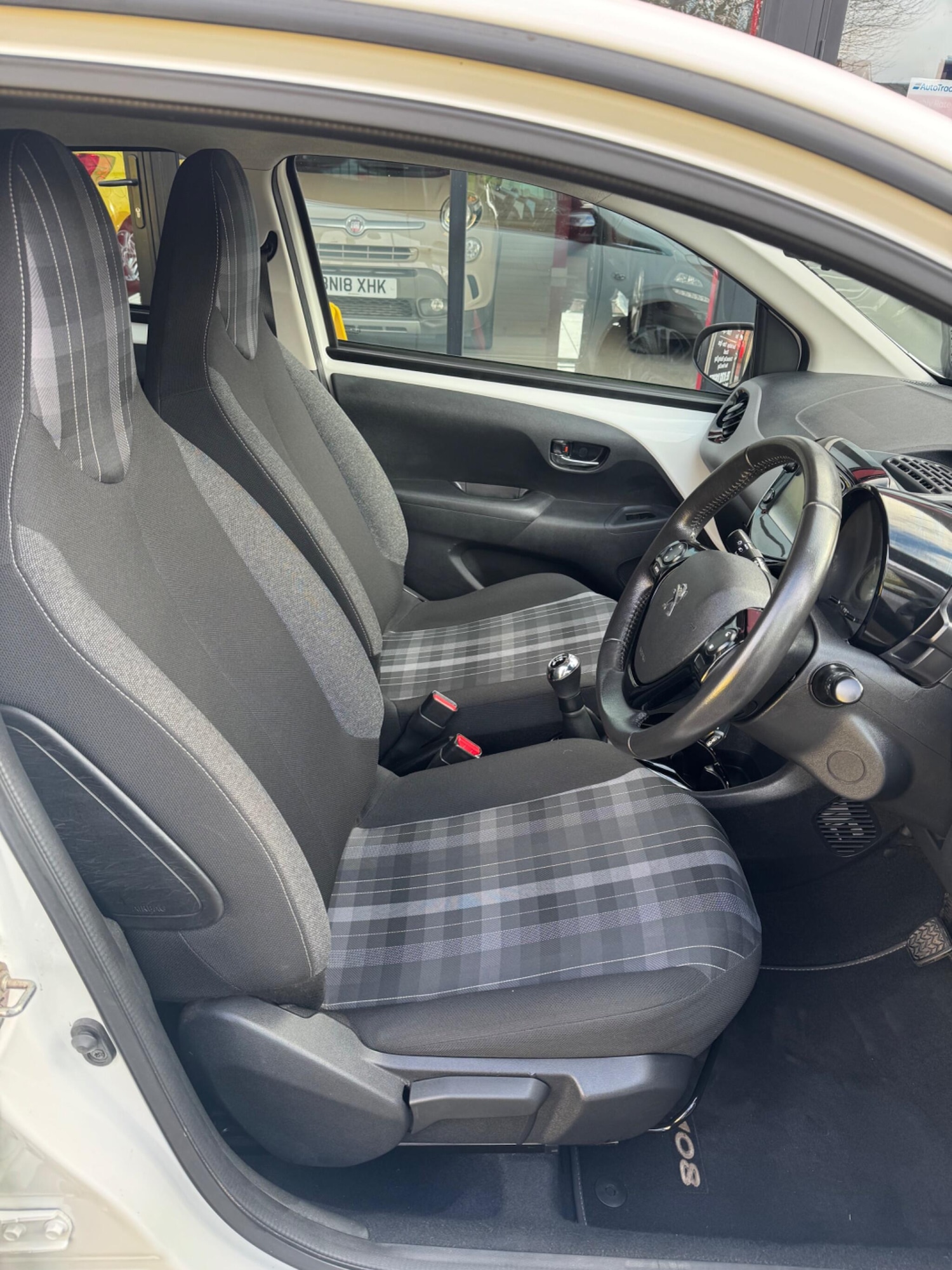 Used Peugeot 108 2020 for sale - 76990646: Photo 8