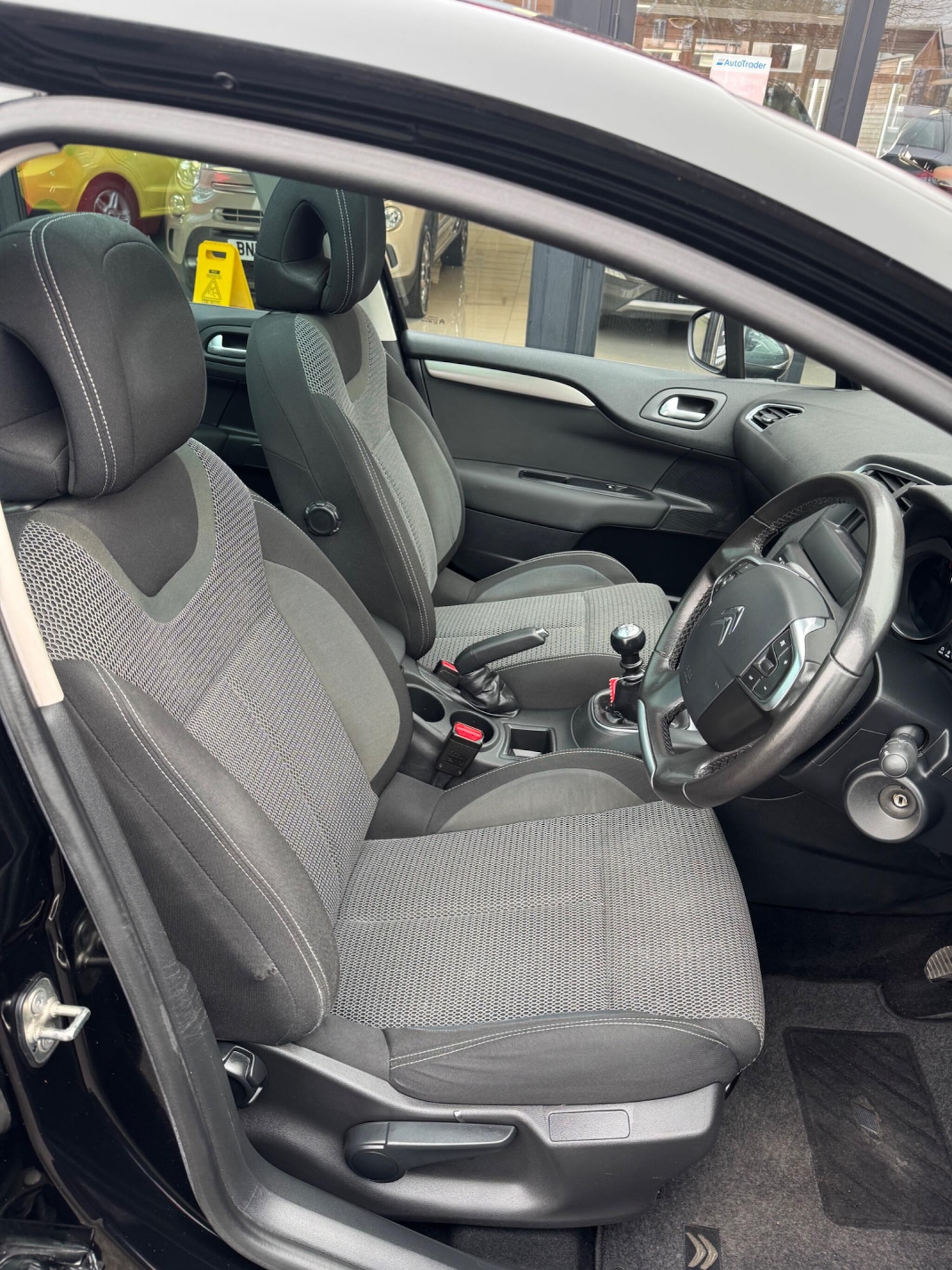 Used Citroen C4 for sale - 77016236: Photo 8