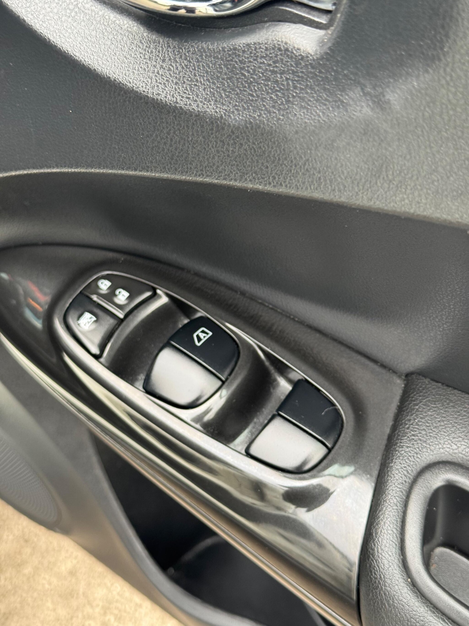 Used Nissan Juke 2018 for sale - 76990995: Photo 15