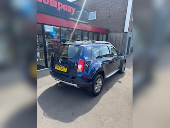 Used Dacia Duster 2015 for sale - 76060709: Photo