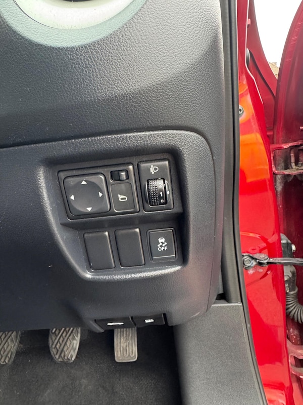 Used Nissan Juke 2011 for sale - 76284333: Photo 15