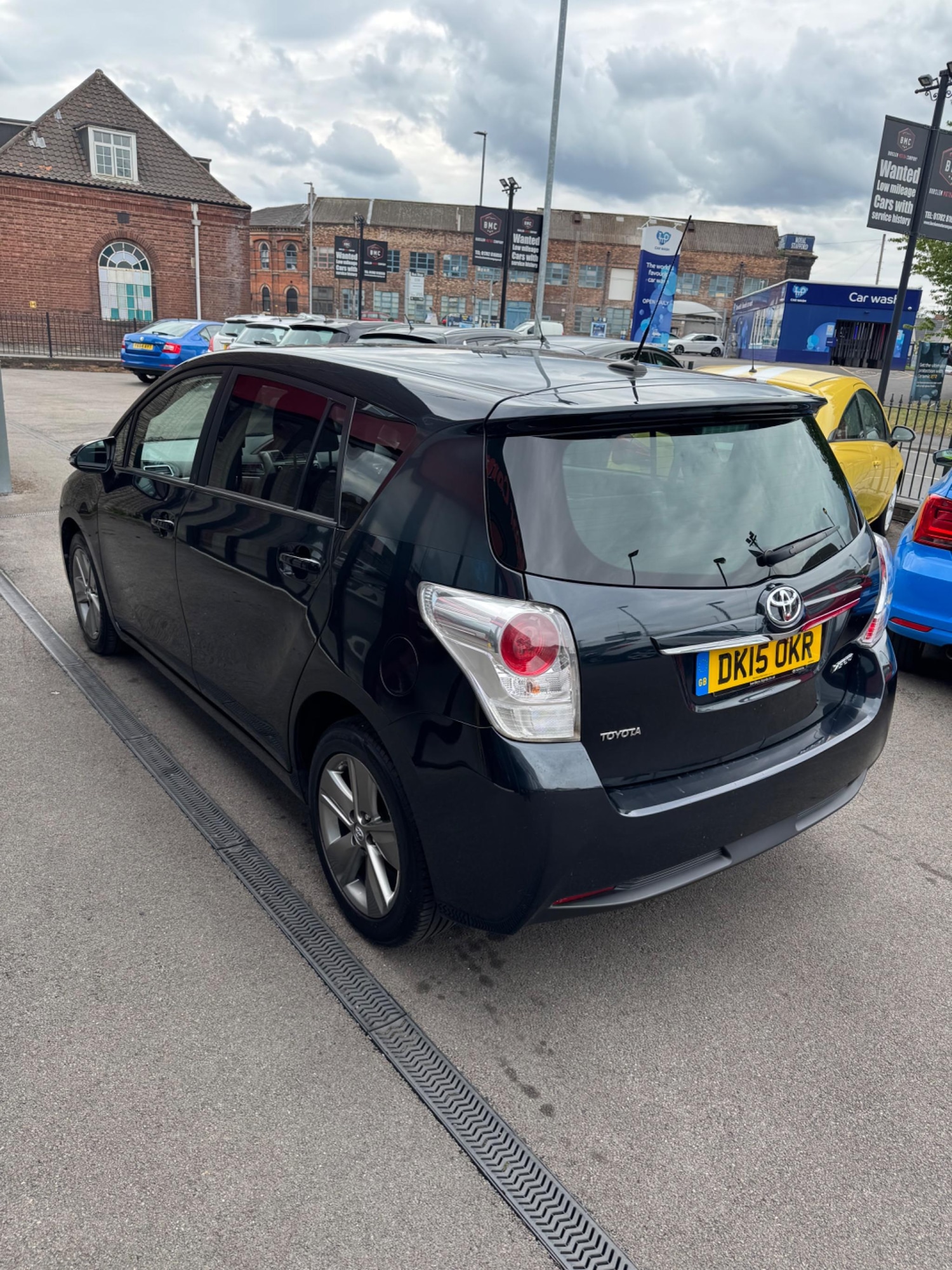 Vehicle 5