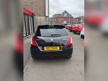 Used Suzuki Swift 2017 for sale - 78481161: Photo