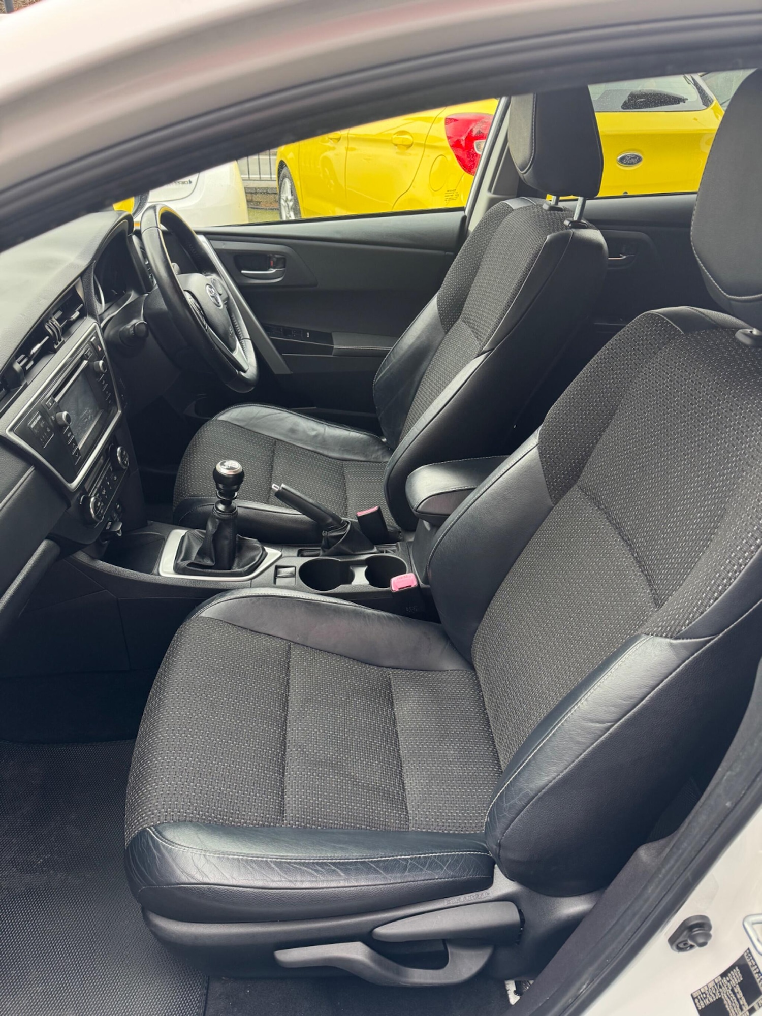 Used Toyota Auris 2013 for sale - 77633124: Photo 10