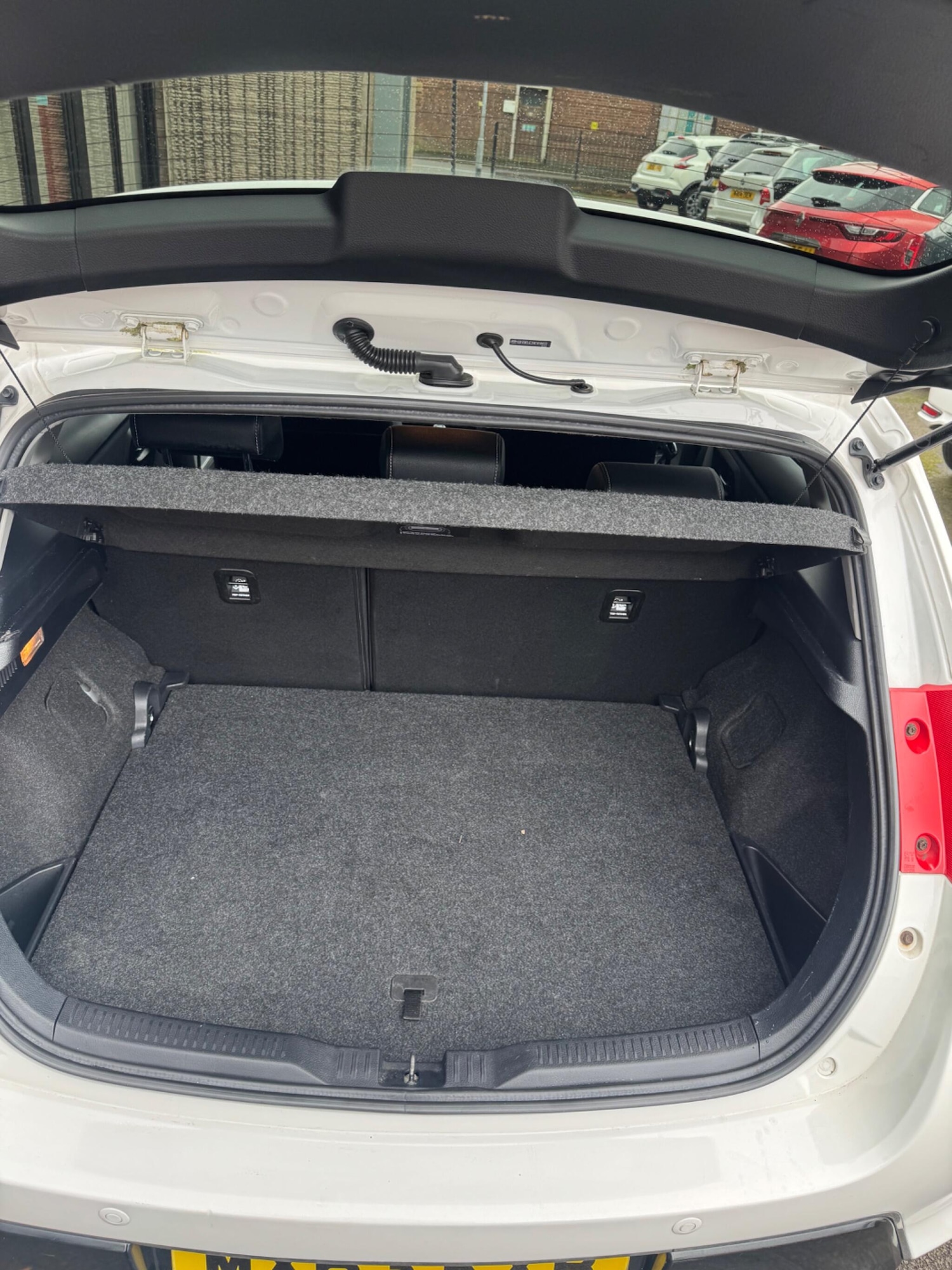 Used Toyota Auris 2013 for sale - 77633124: Photo 12