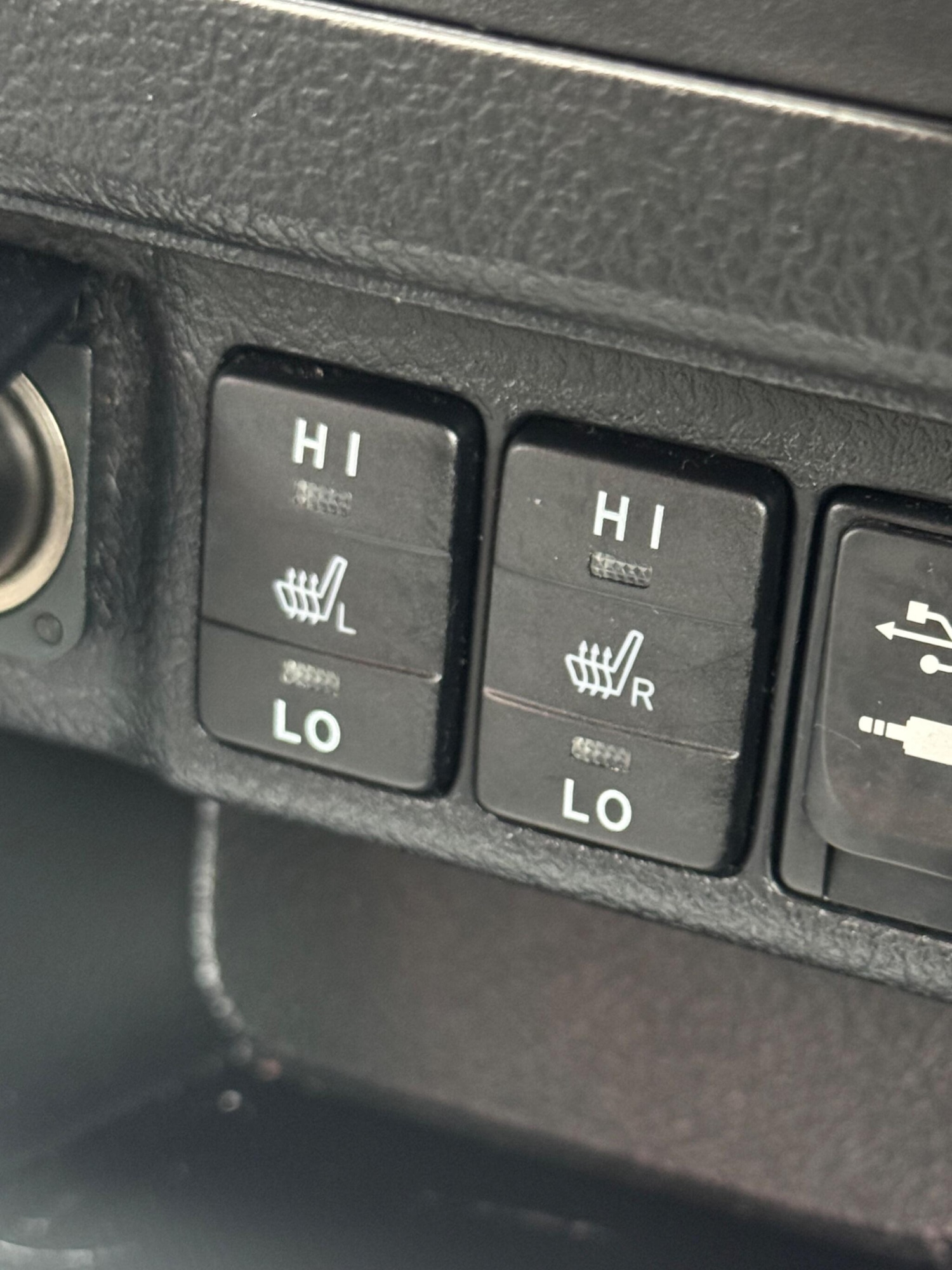 Used Toyota Auris 2013 for sale - 77633124: Photo 23