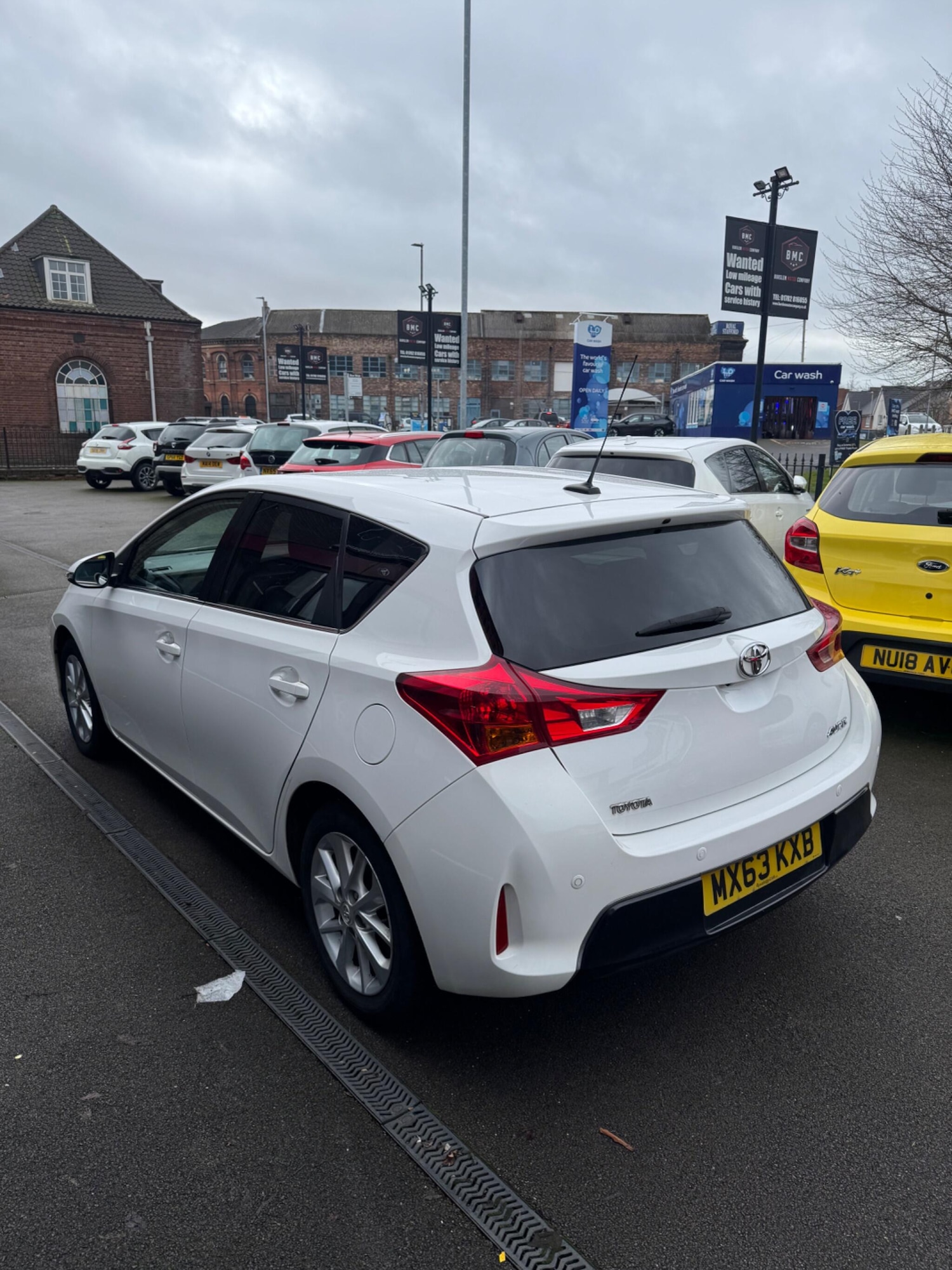 Used Toyota Auris 2013 for sale - 77633124: Photo 3