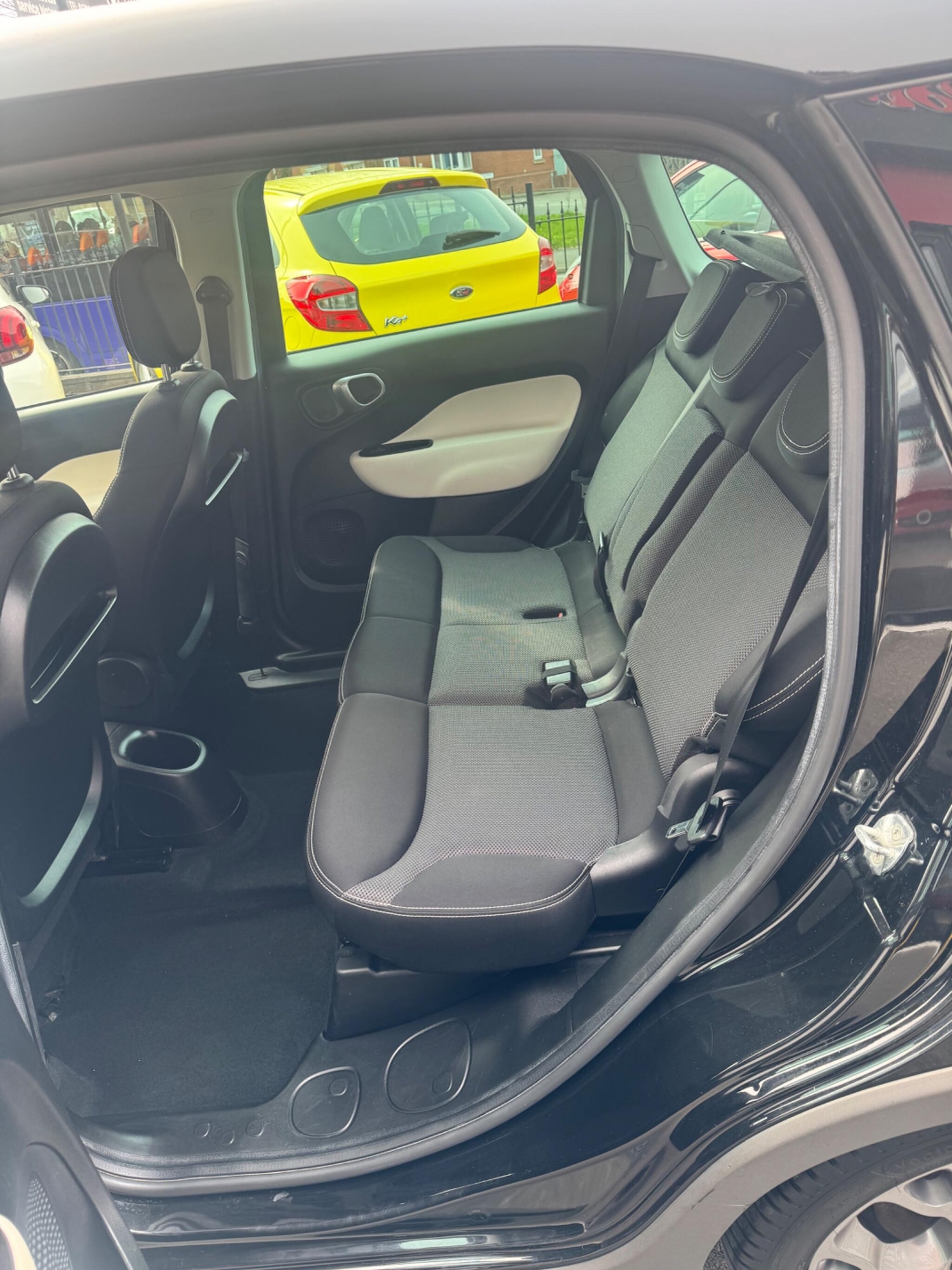 Used Fiat 500L 2017 for sale - 77982674: Photo 11