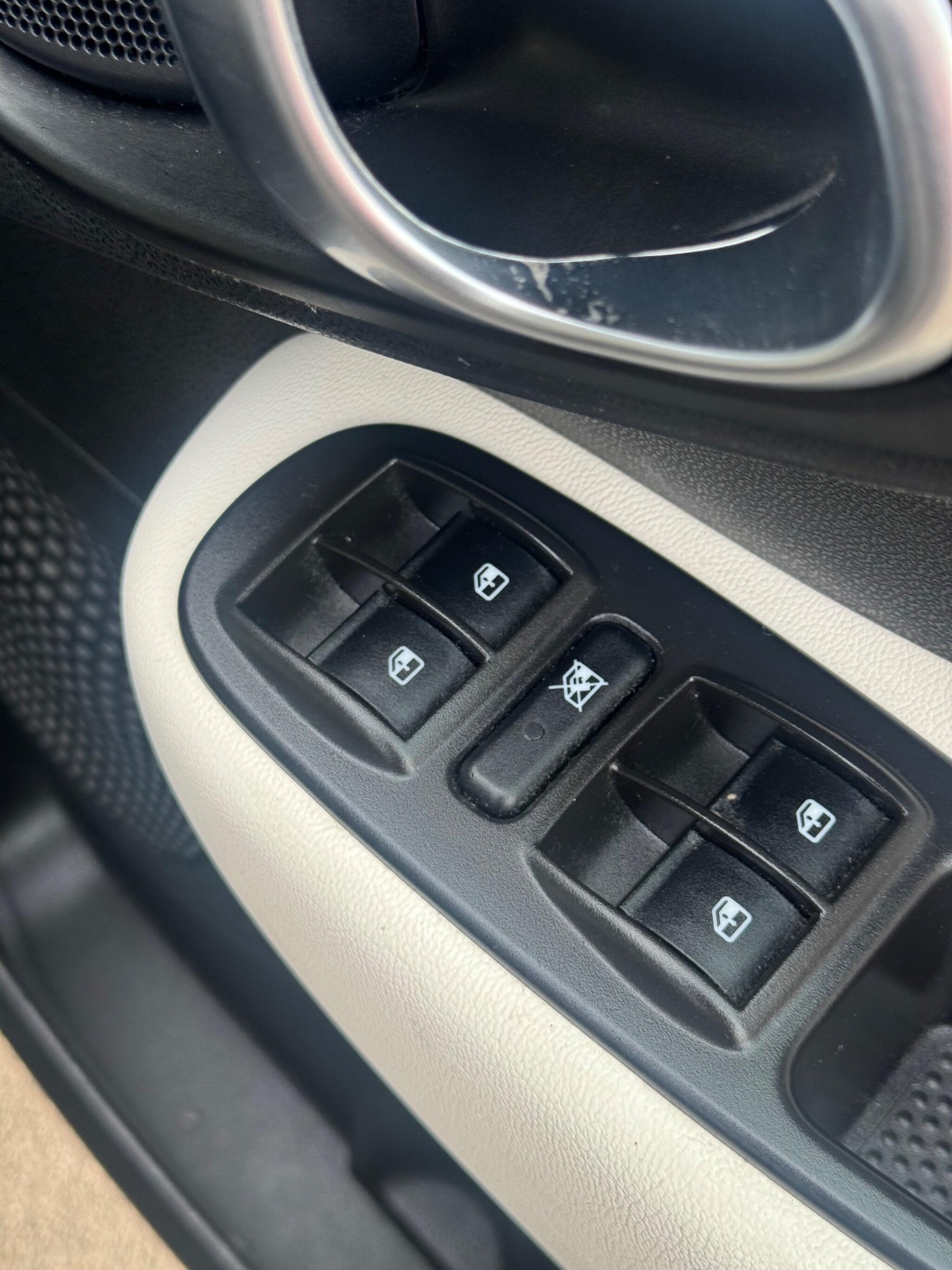 Used Fiat 500L 2017 for sale - 77982674: Photo 15