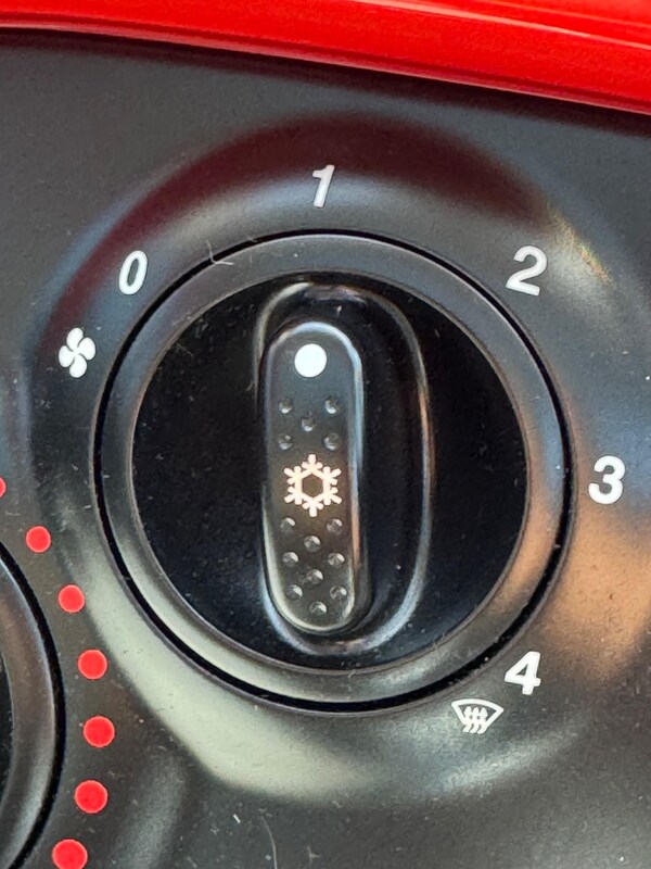 Used Fiat 500 2015 for sale - 75232322: Photo 24