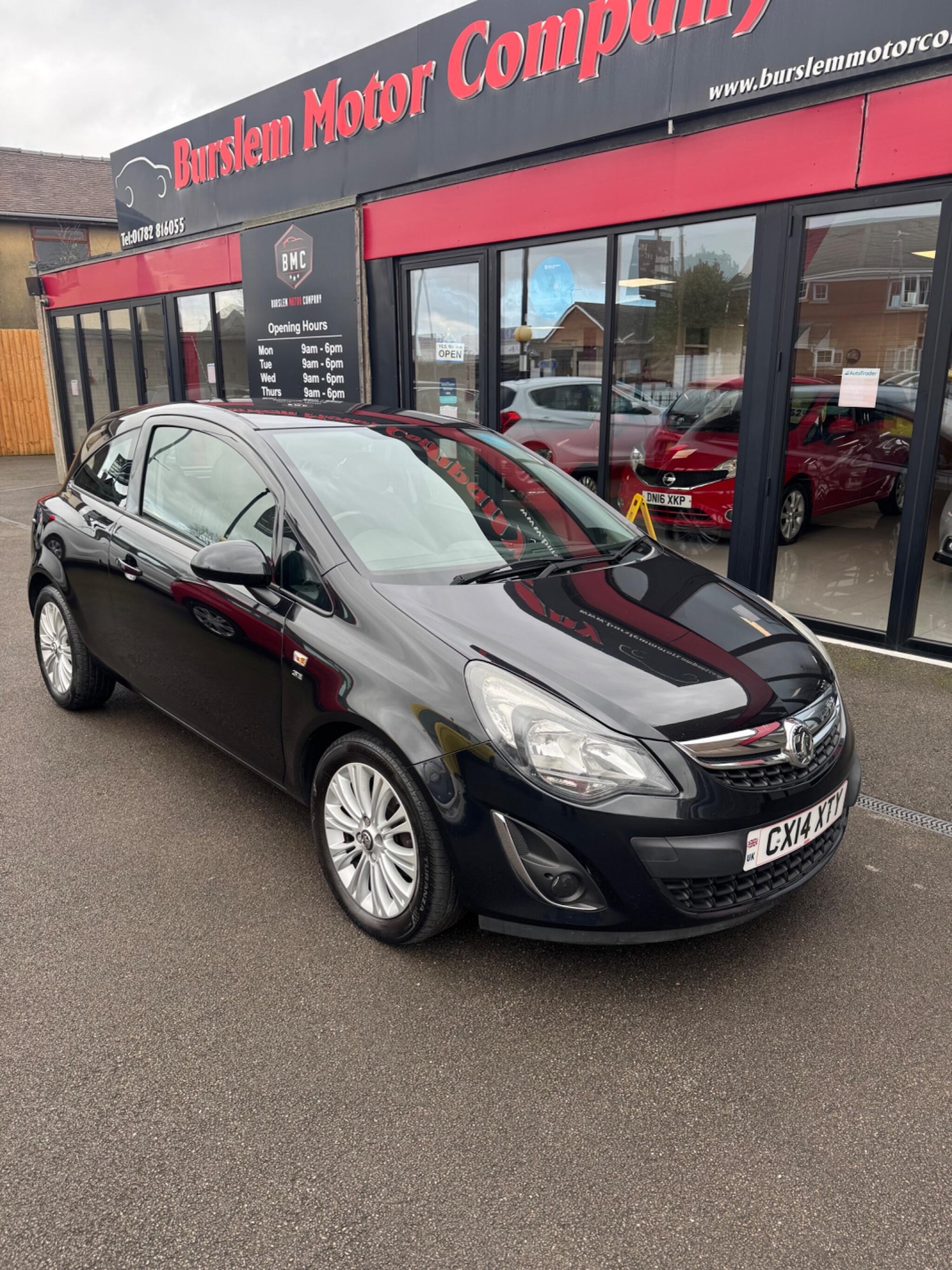 Used Vauxhall Corsa 2014 for sale - 77710586: Photo 2