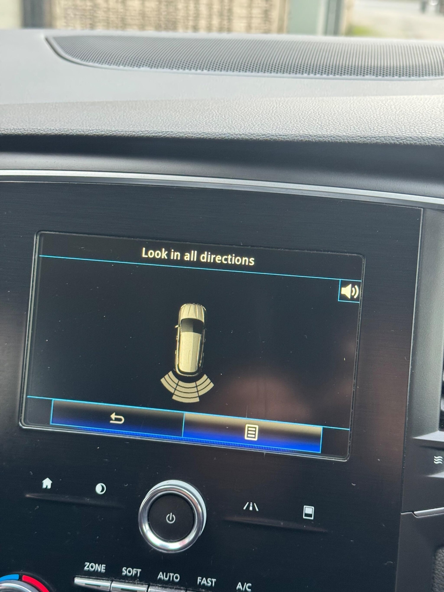 Used Renault Megane 2017 for sale - 77015404: Photo 23