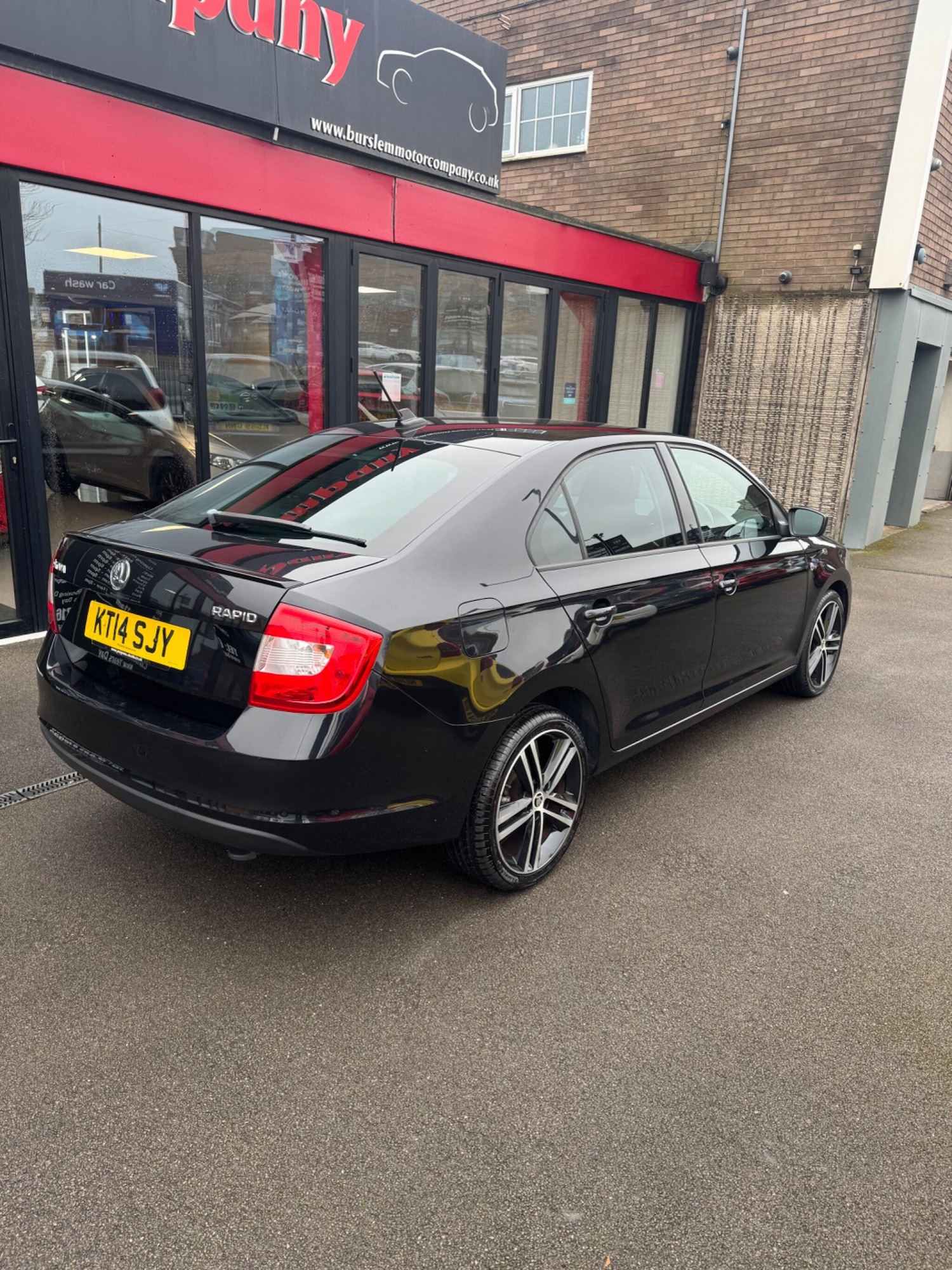 Used Skoda Rapid 2014 for sale - 77783188: Photo 3