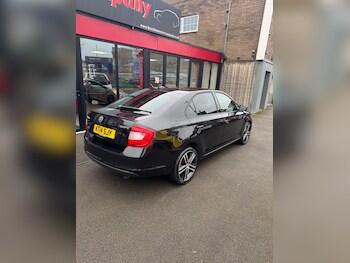 Used Skoda Rapid 2014 for sale - 77783188: Photo