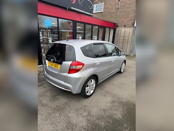 Used Honda Jazz 2015 for sale - 78504993: Photo