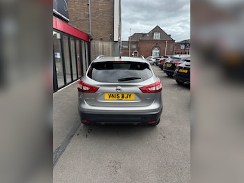Used Nissan Qashqai 2015 for sale - 78898292: Photo