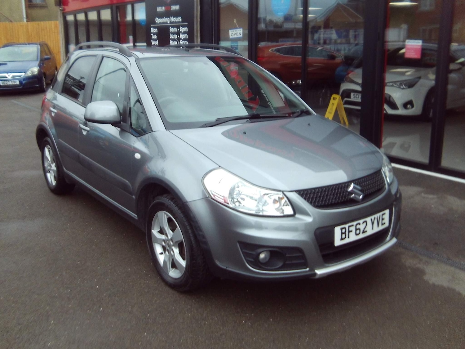 Used Suzuki SX4 2012 for sale - 76993266: Photo 2