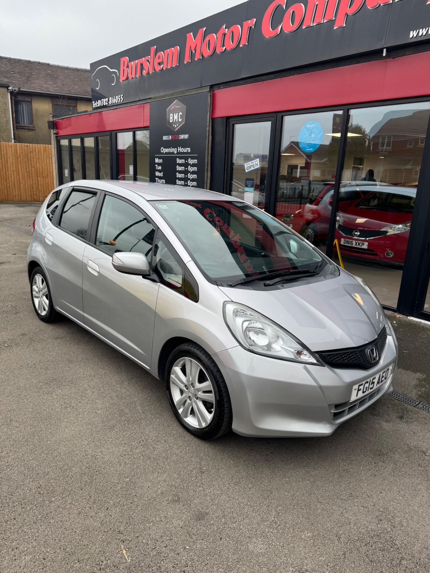 Used Honda Jazz for sale - 77425401: Photo 2