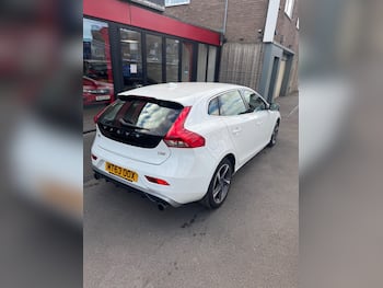 Used Volvo V40 2013 for sale - 79831608: Photo