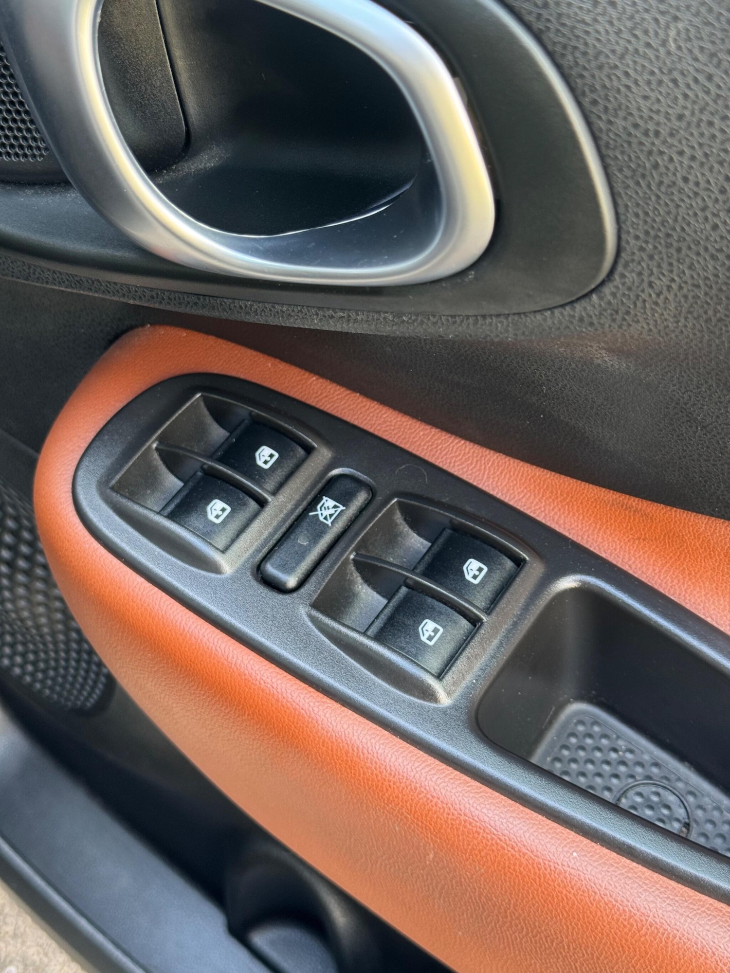 Used Fiat 500L 2018 for sale - 76099212: Photo 17