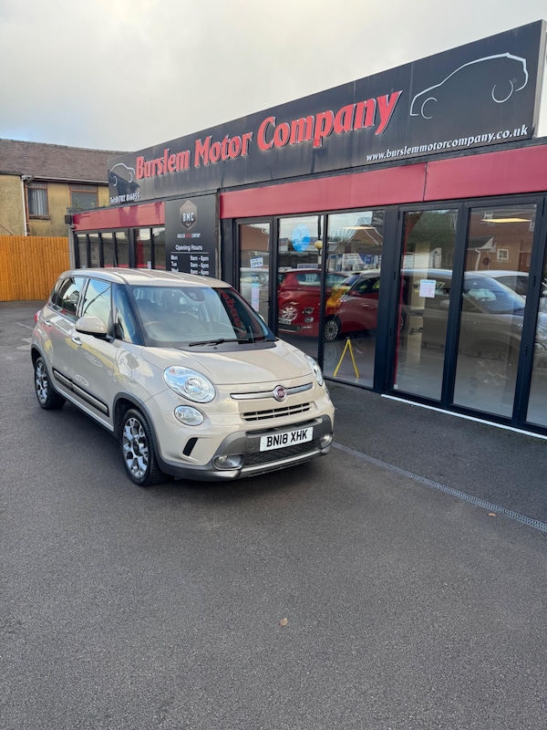 Used Fiat 500L 2018 for sale - 76099212: Photo 1