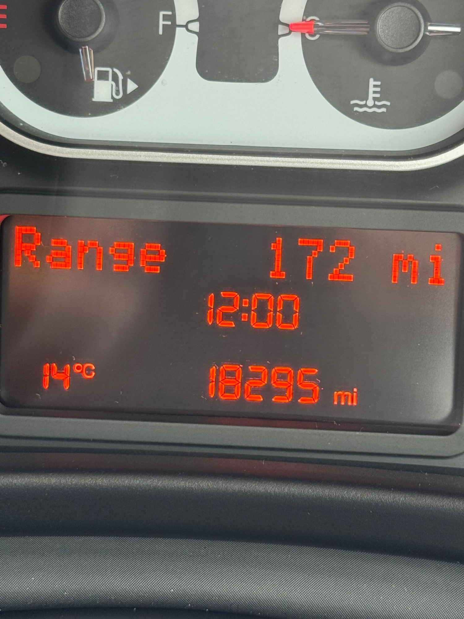 Used Fiat 500L 2018 for sale - 76099212: Photo 21