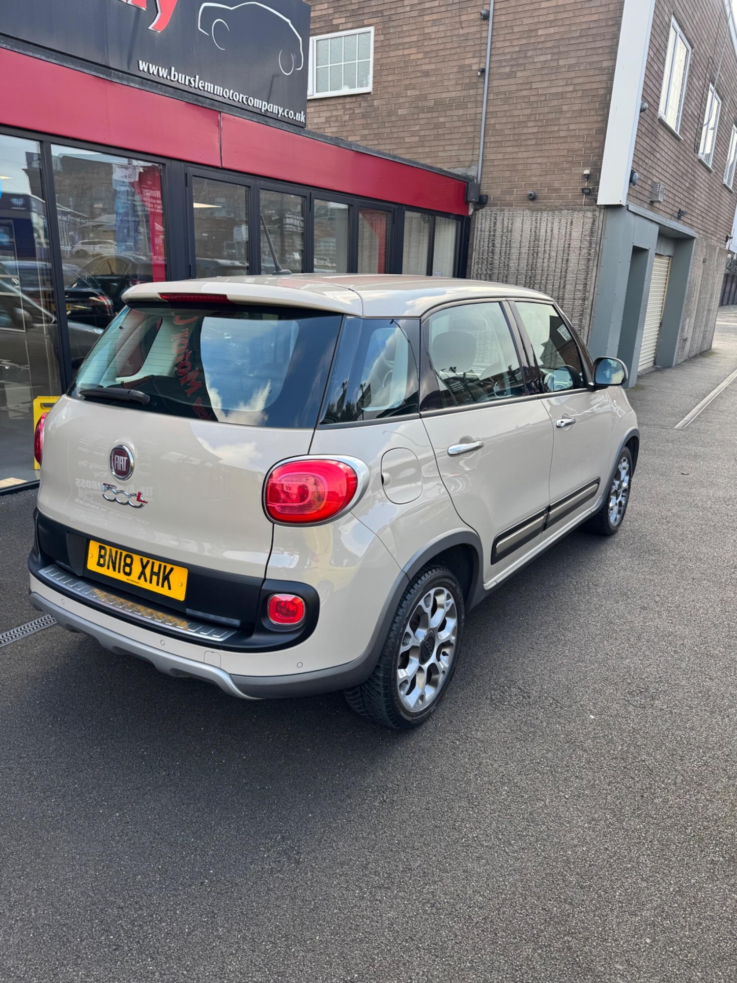 Used Fiat 500L 2018 for sale - 76099212: Photo 3