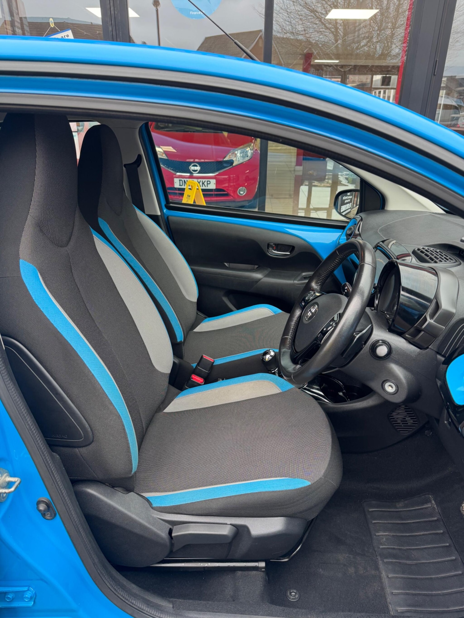 Used Toyota AYGO 2015 for sale - 77425717: Photo 8